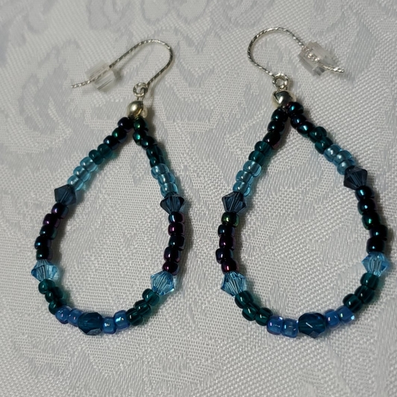 Twisted Pierced Single Loop Earrings - Picture 1 of 2
